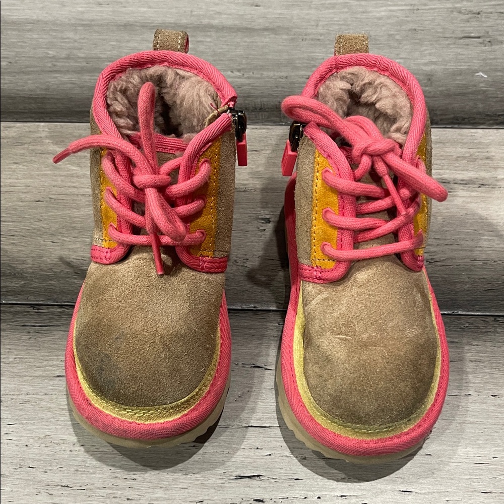 Ugg Neumel II Shearling Beachwood Chukka Zip Boot Toddler Size 9